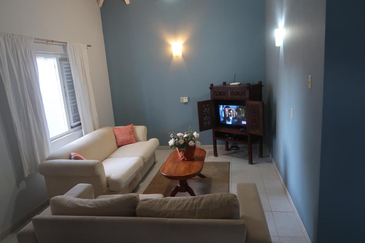 Cattleya Apartments Curacao Виллемстад Экстерьер фото