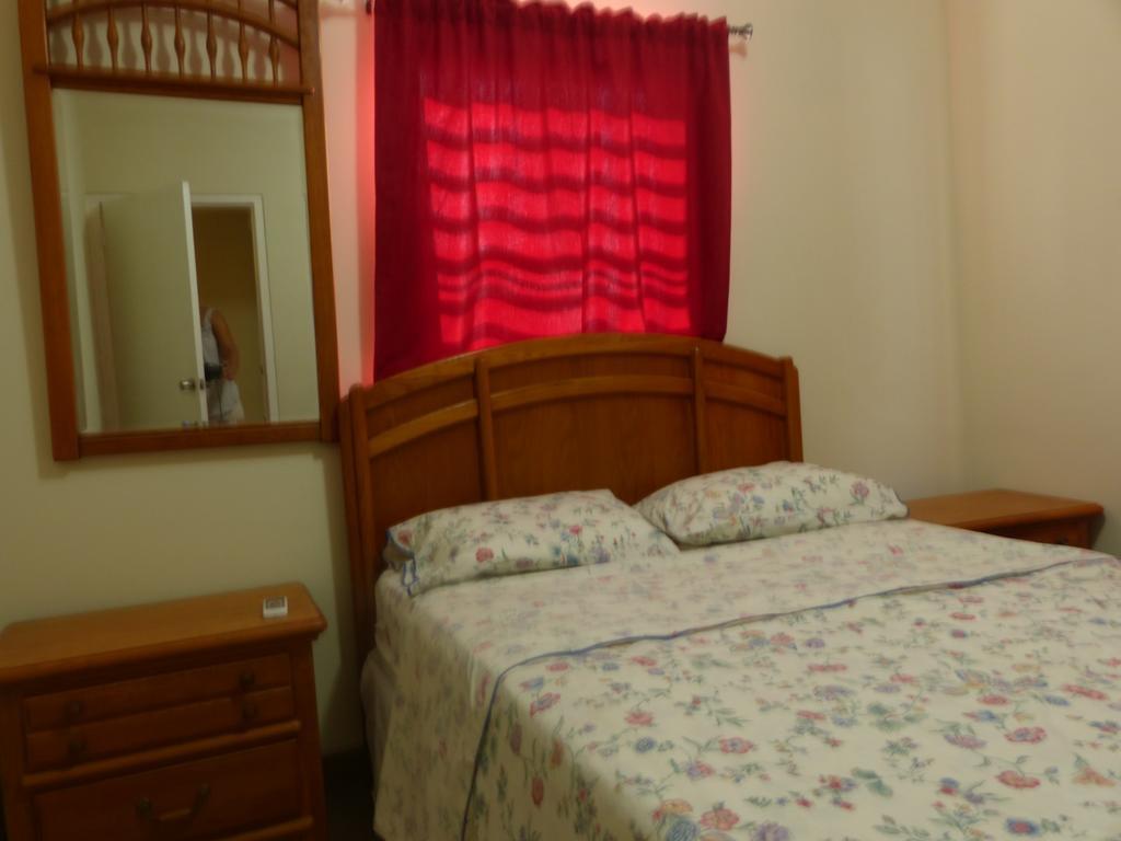 Cattleya Apartments Curacao Виллемстад Экстерьер фото